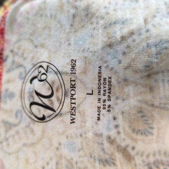 SOFT pastel size L Westport 1962 fun and soft short sleeve ladies top. - Picture 6 of 6